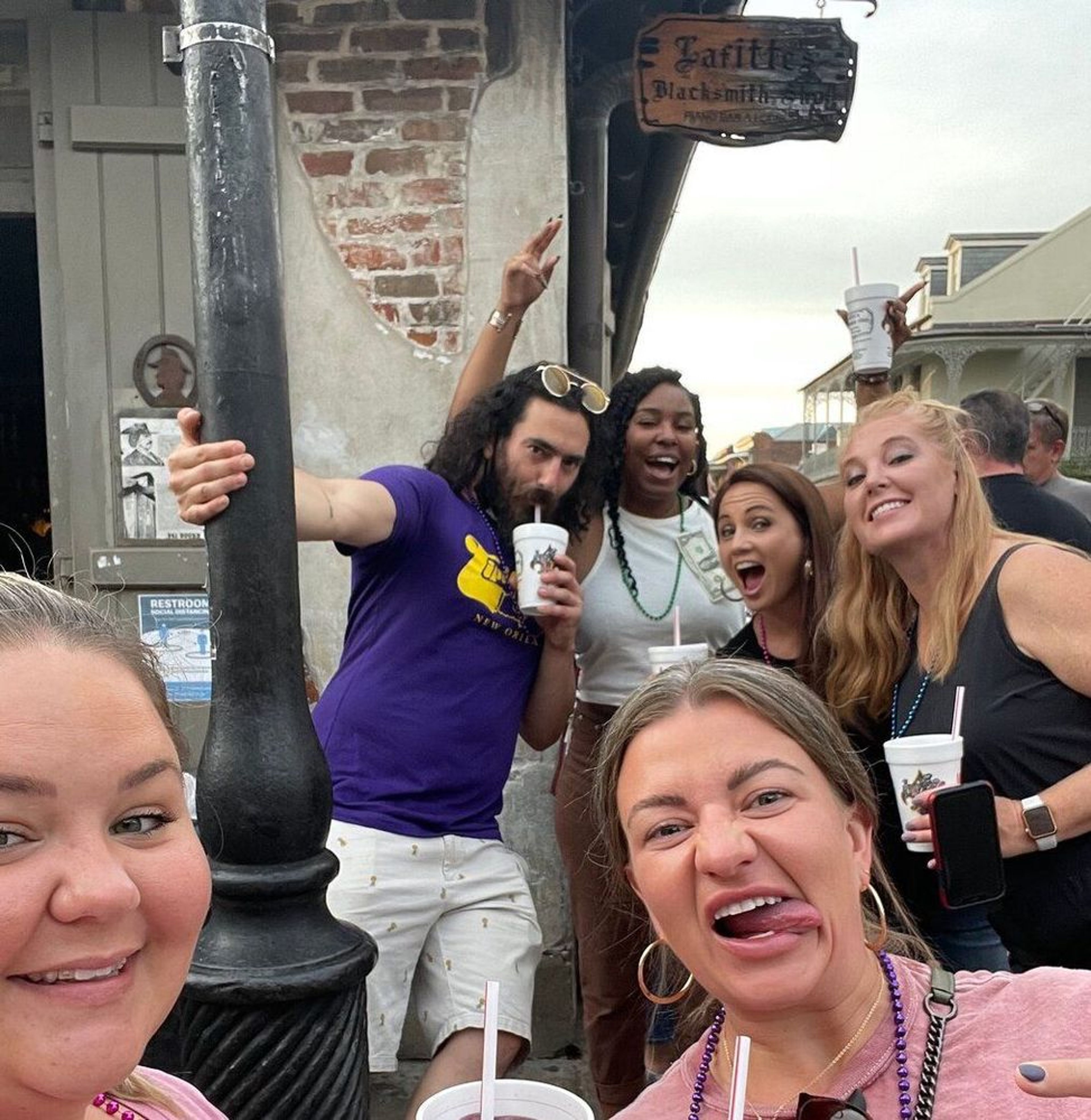 Ghost Tour and Haunted Pub Crawl Party - Image 3