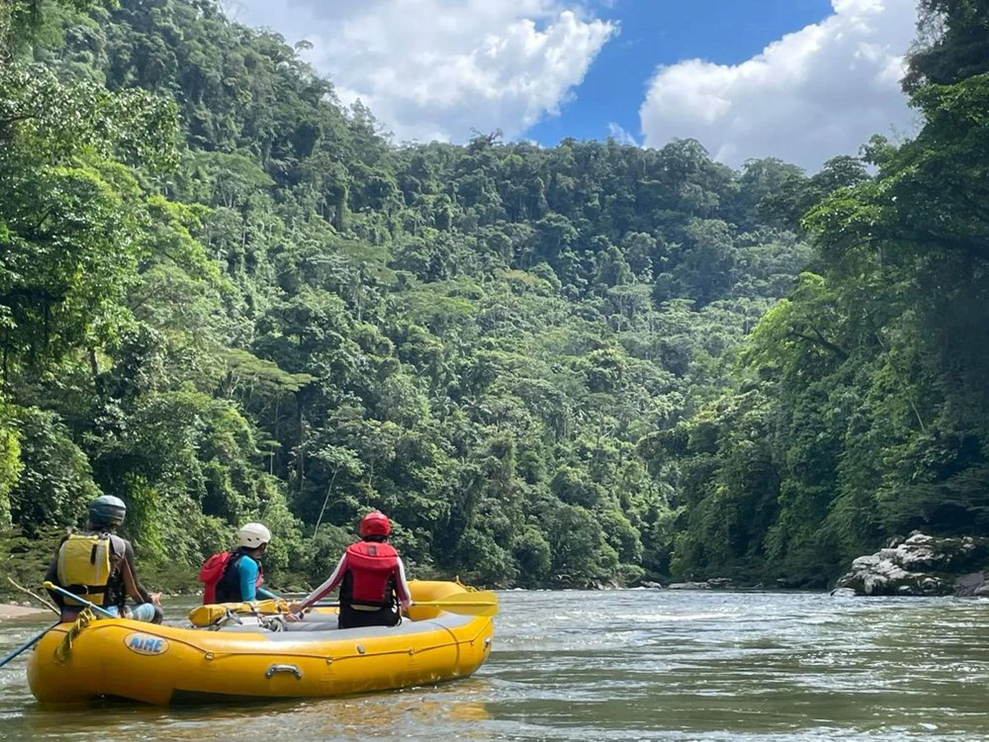 Advanced White Water Kayaking Trip on Best Rivers Ecuador - Image 4