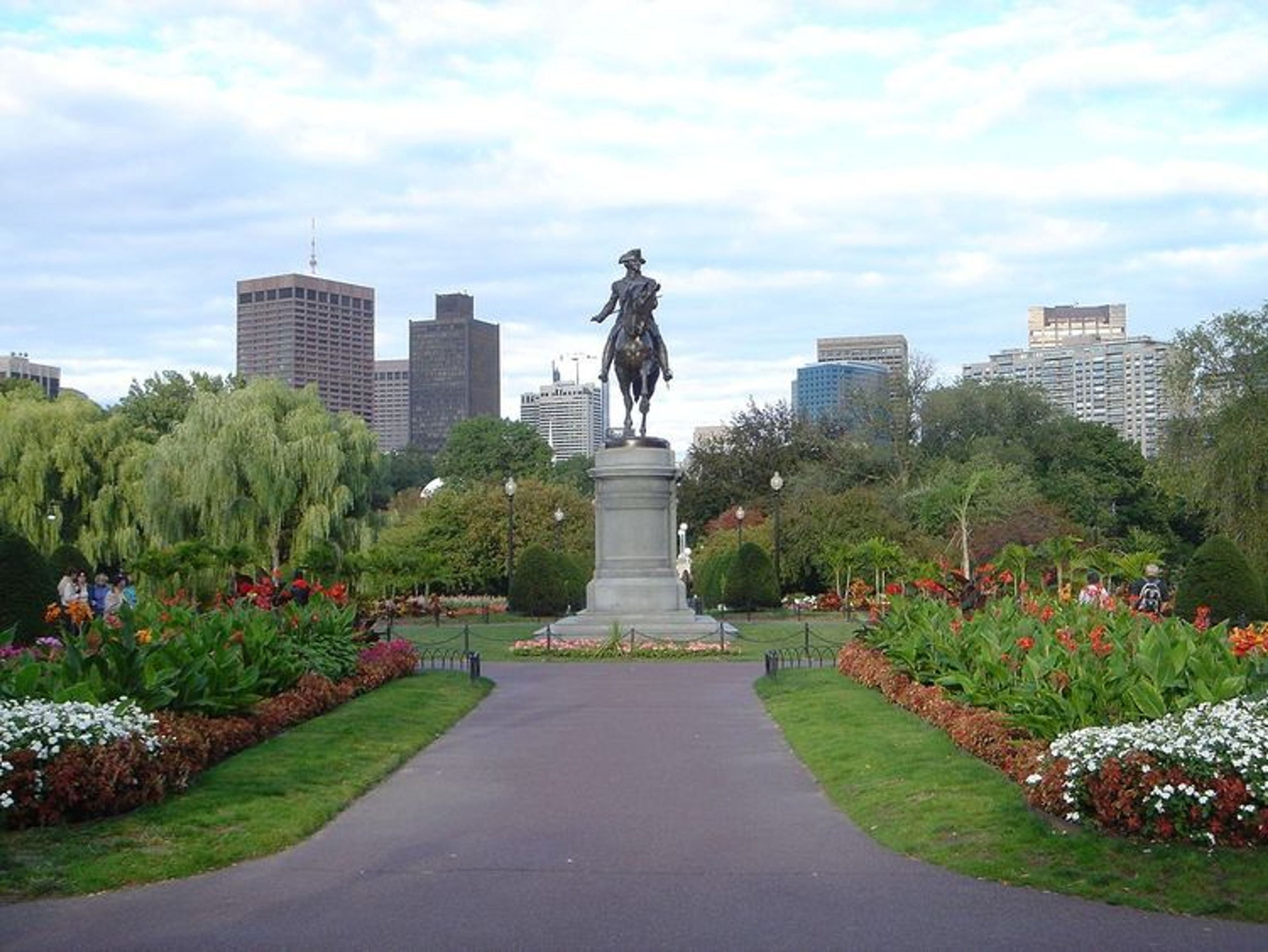 Visit famous garden in Boston