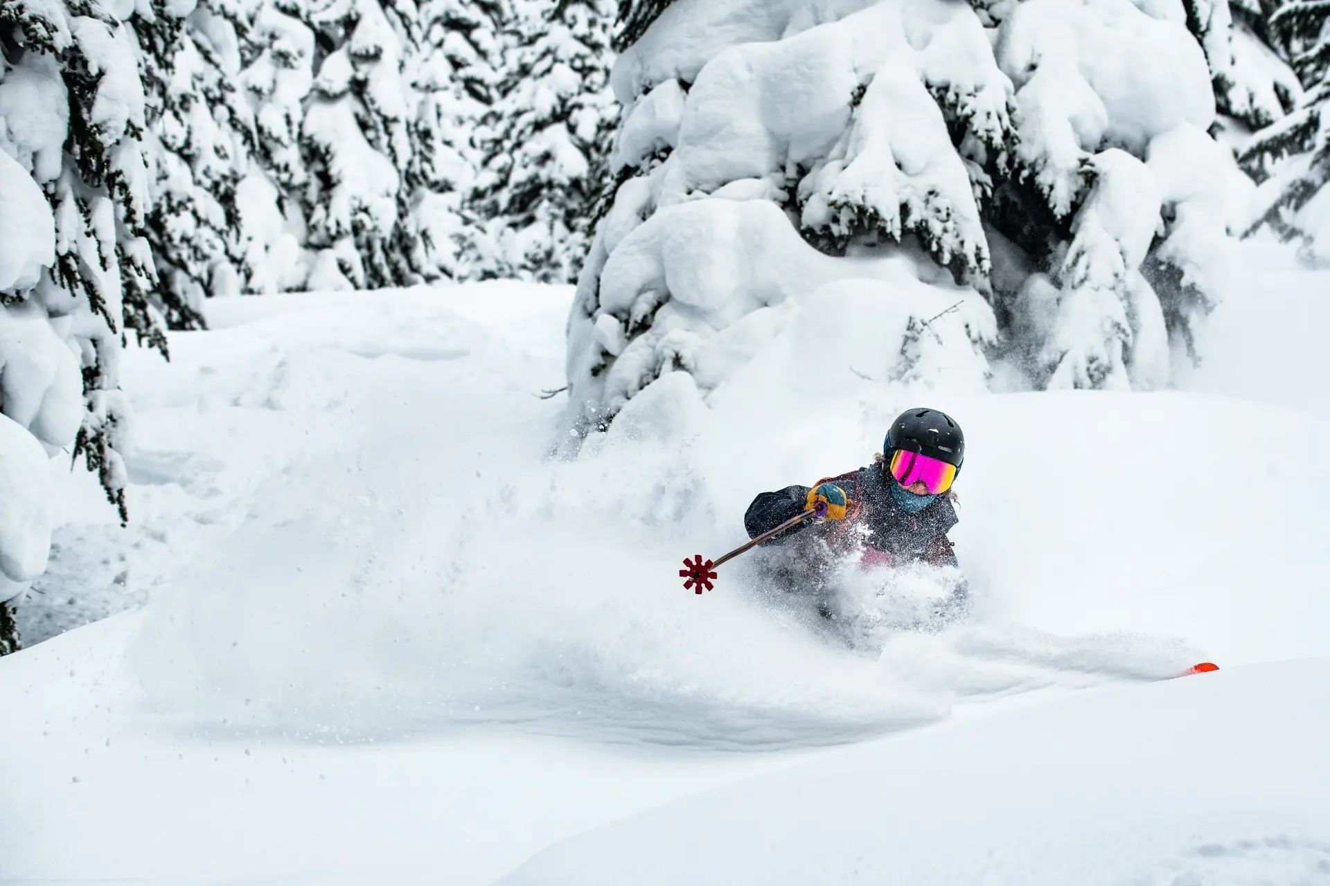 revelstoke-backcountry-skiing-touring
