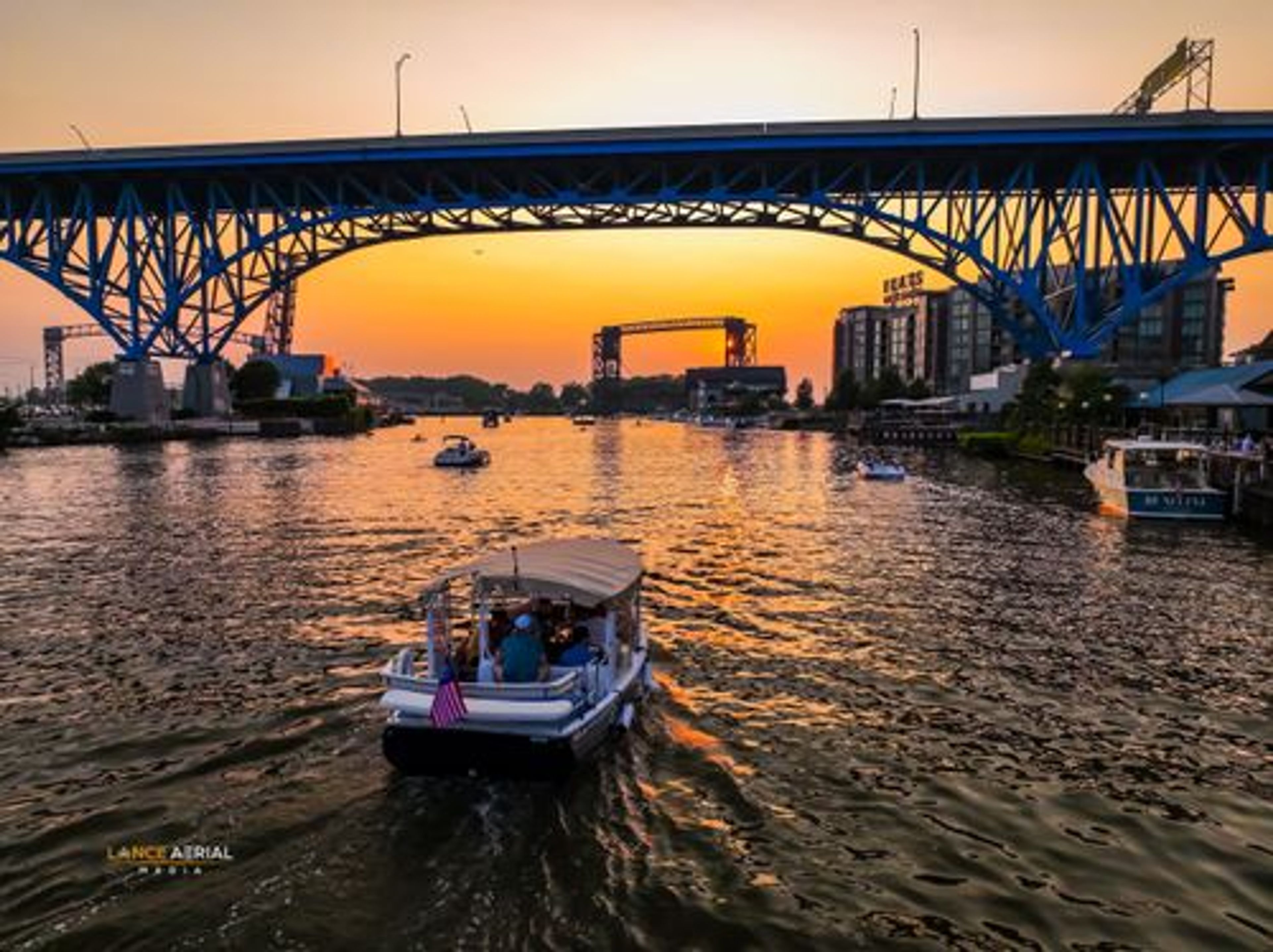 Duffy Boat Rental (1-12 Guests)