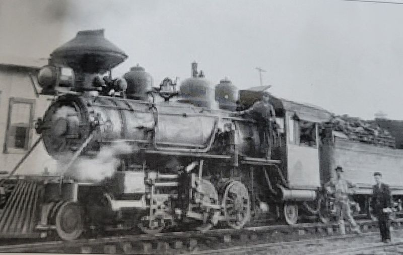 train coming into Tavares train station in late 1800s