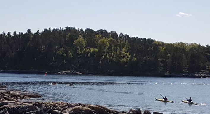 kayak tour lofoten