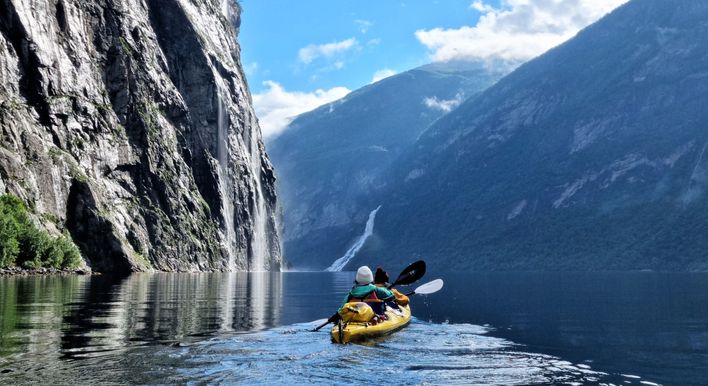 kayak tour lofoten