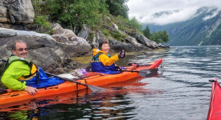 kayak tour lofoten