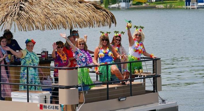 minnetonka boat cruise wedding