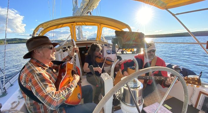 half day yacht sailing experience