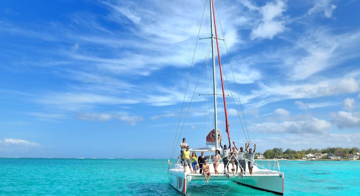 catamaran day trip mauritius