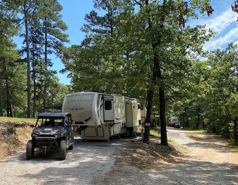 RV Camping (Partial Hookup) Eureka Springs Adventure Park