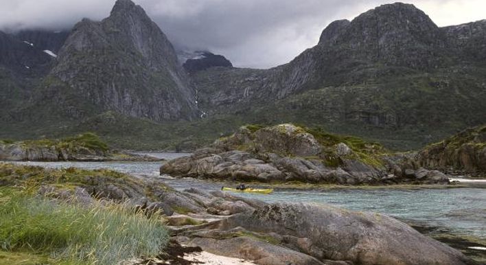 kayak tour lofoten