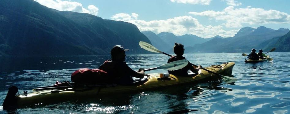 guided kayak tours norway