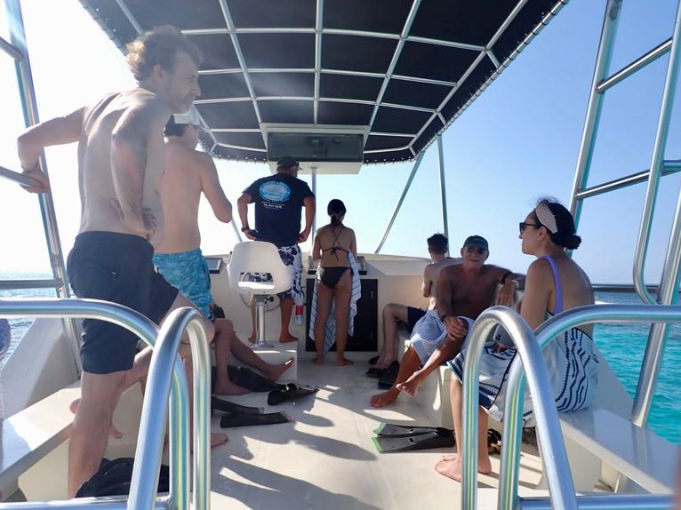 Cayman Jewel Private Charter Capt. Marvin’s Watersports Ltd