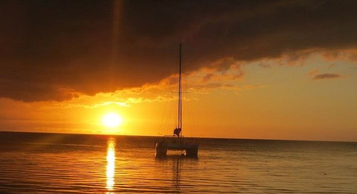 catamaran in north of mauritius