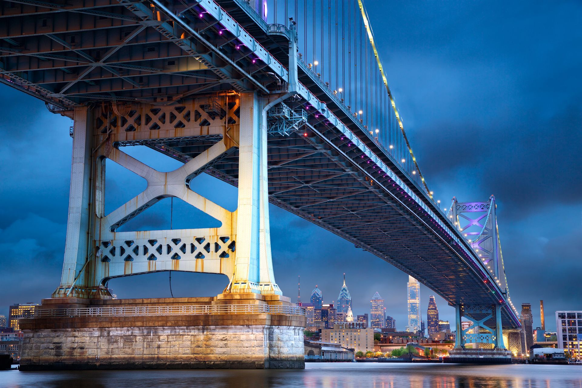 Benjamin Franklin Bridge And Philadelphia Skyline