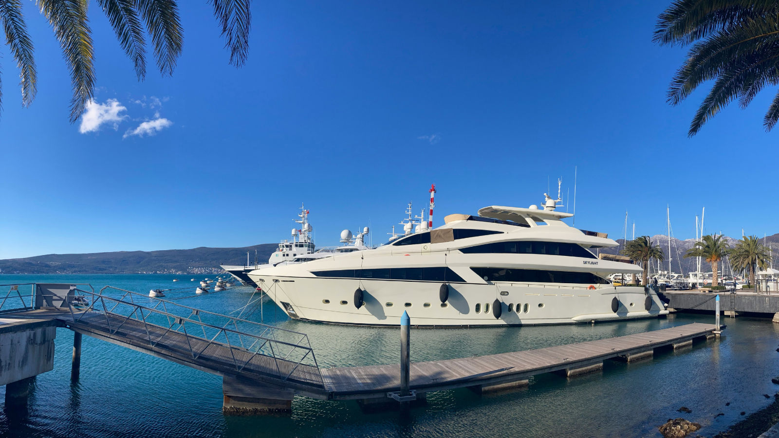 bachelorette party in Luxury yachts