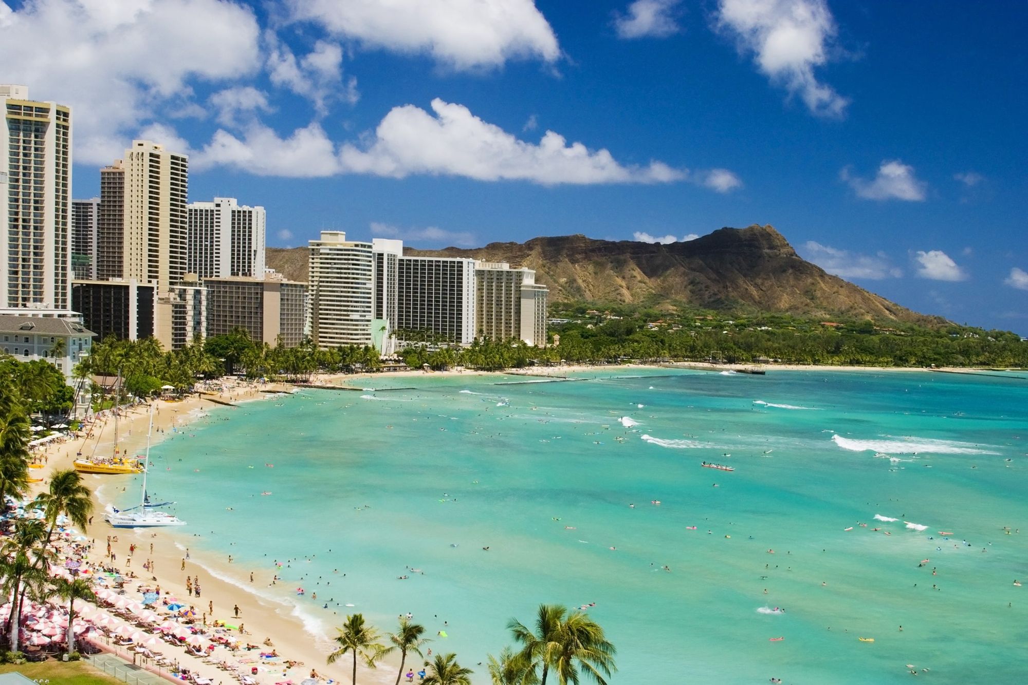 Waikiki Beach, Oahu - Best Island To Visit In Hawaii For First Timers