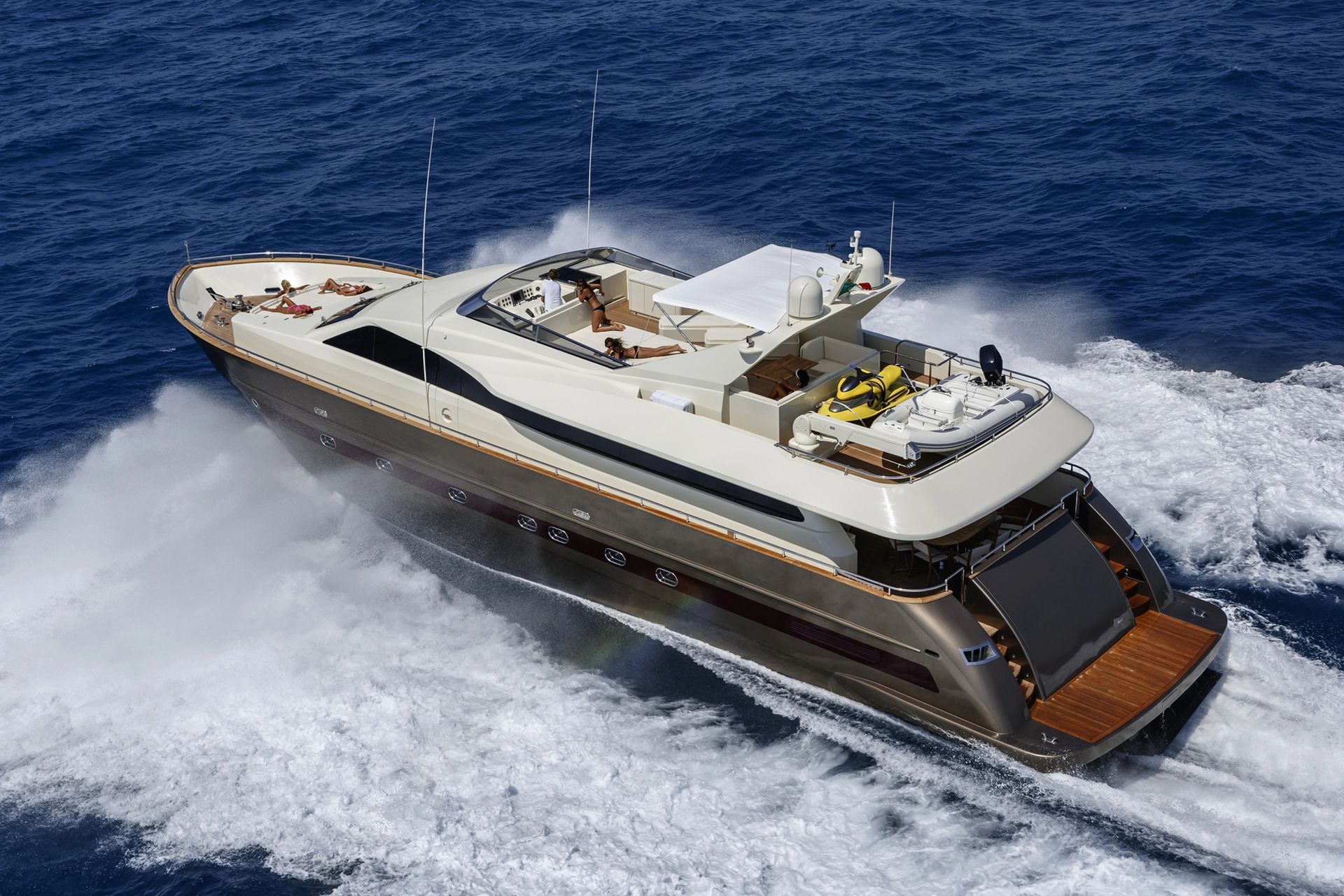 Bachelor Or Bachelorette Party On Luxury Yachts