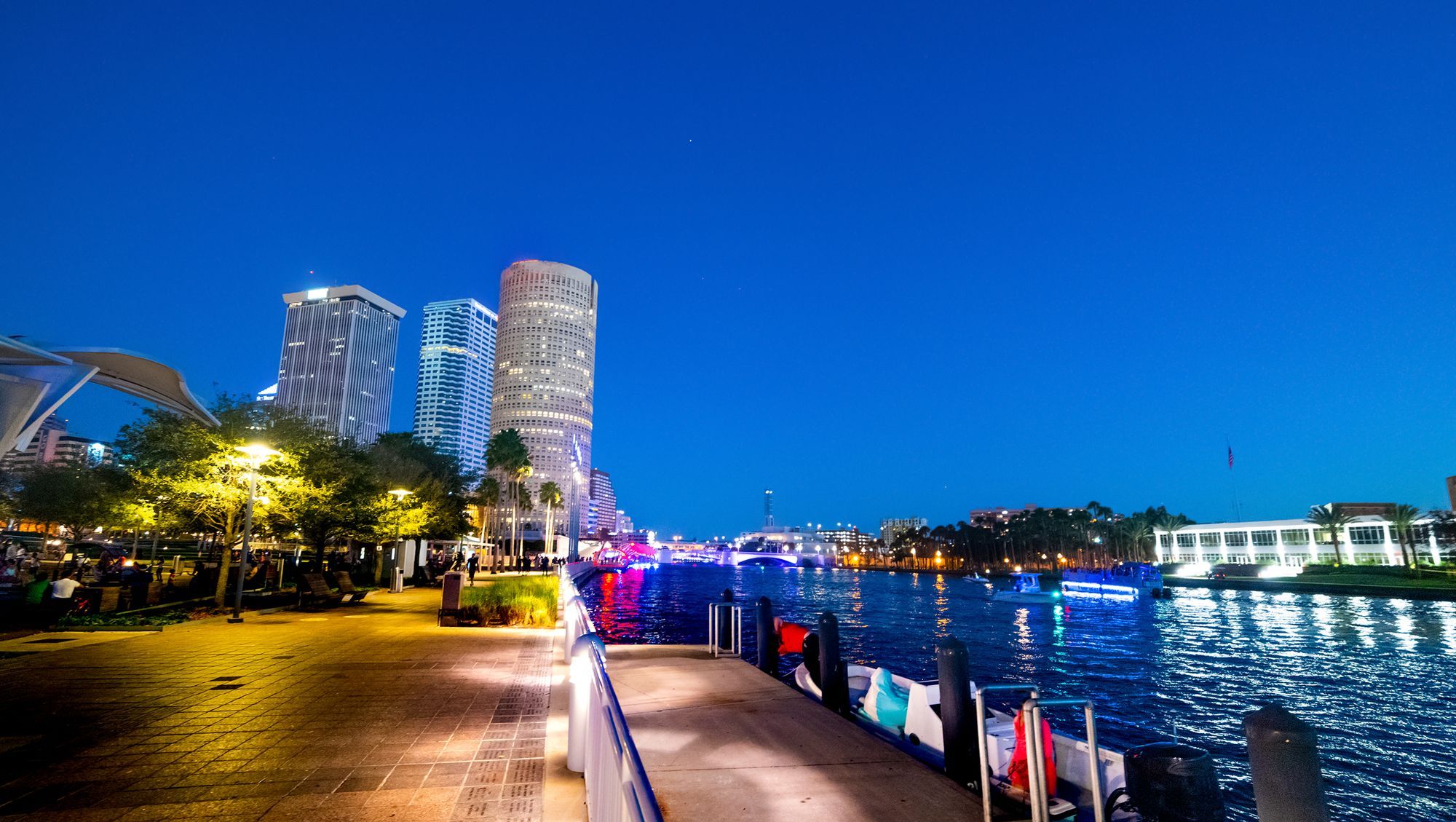 Wander Around At Tampa Riverwalk This Spring Break