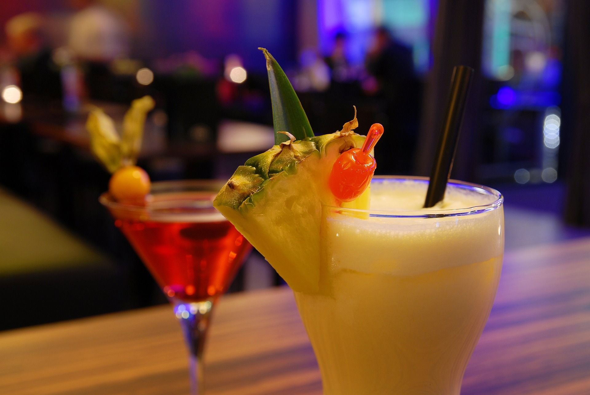 Enjoy Drinks With Your Friends In Clearwater's Beach Bars And Clubs