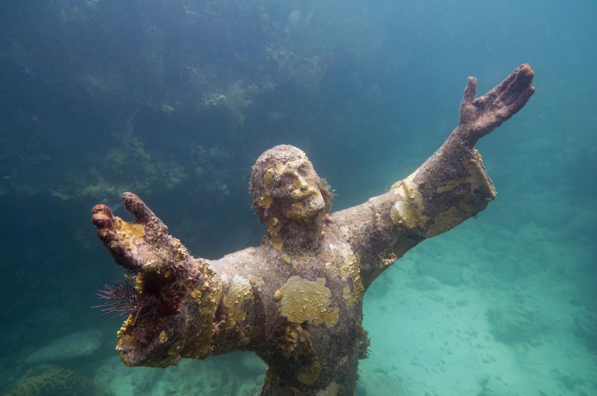  Christ Of The Abyss