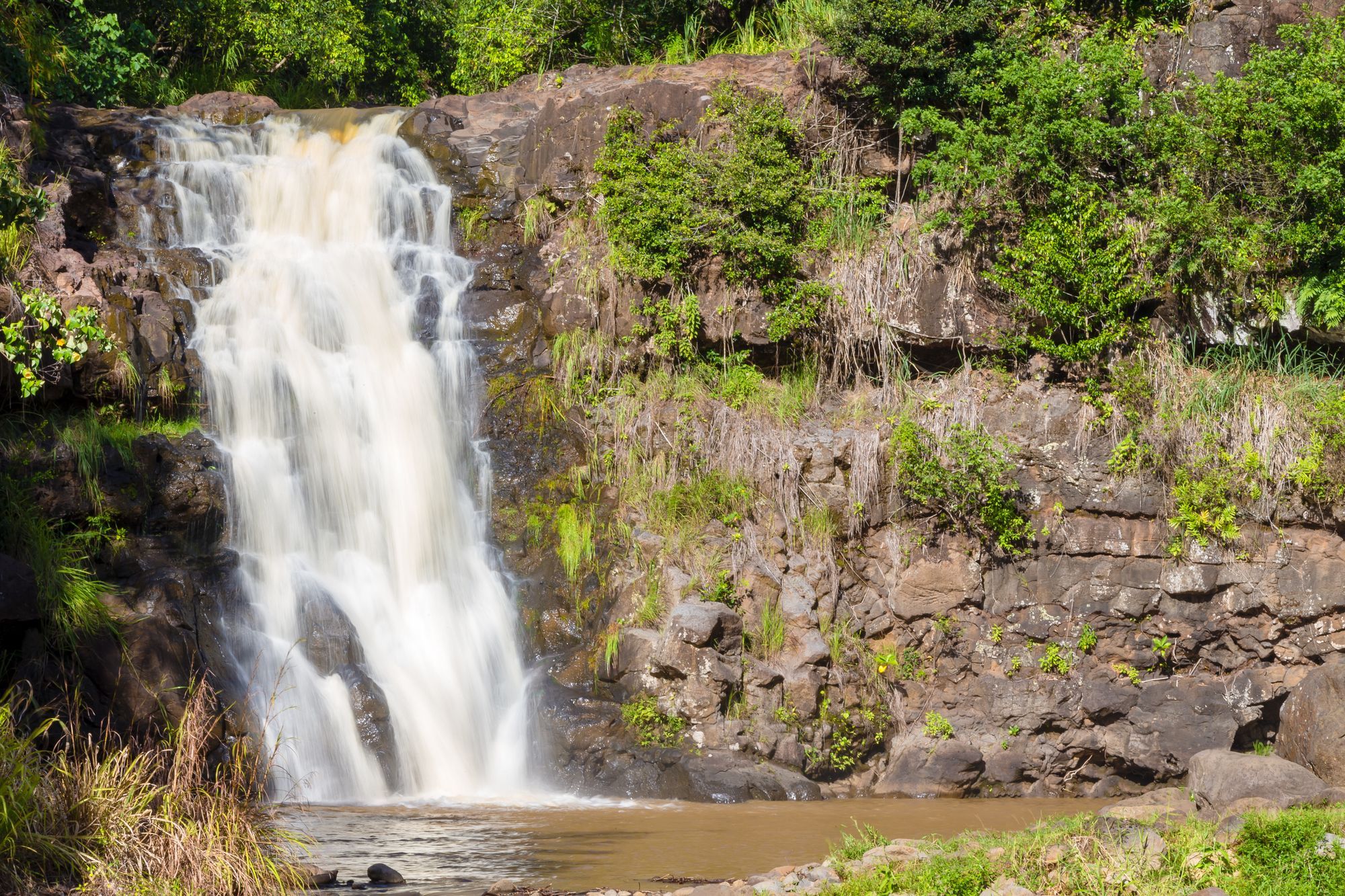 Waimea Falls in North Shore Oahu, Hawaii