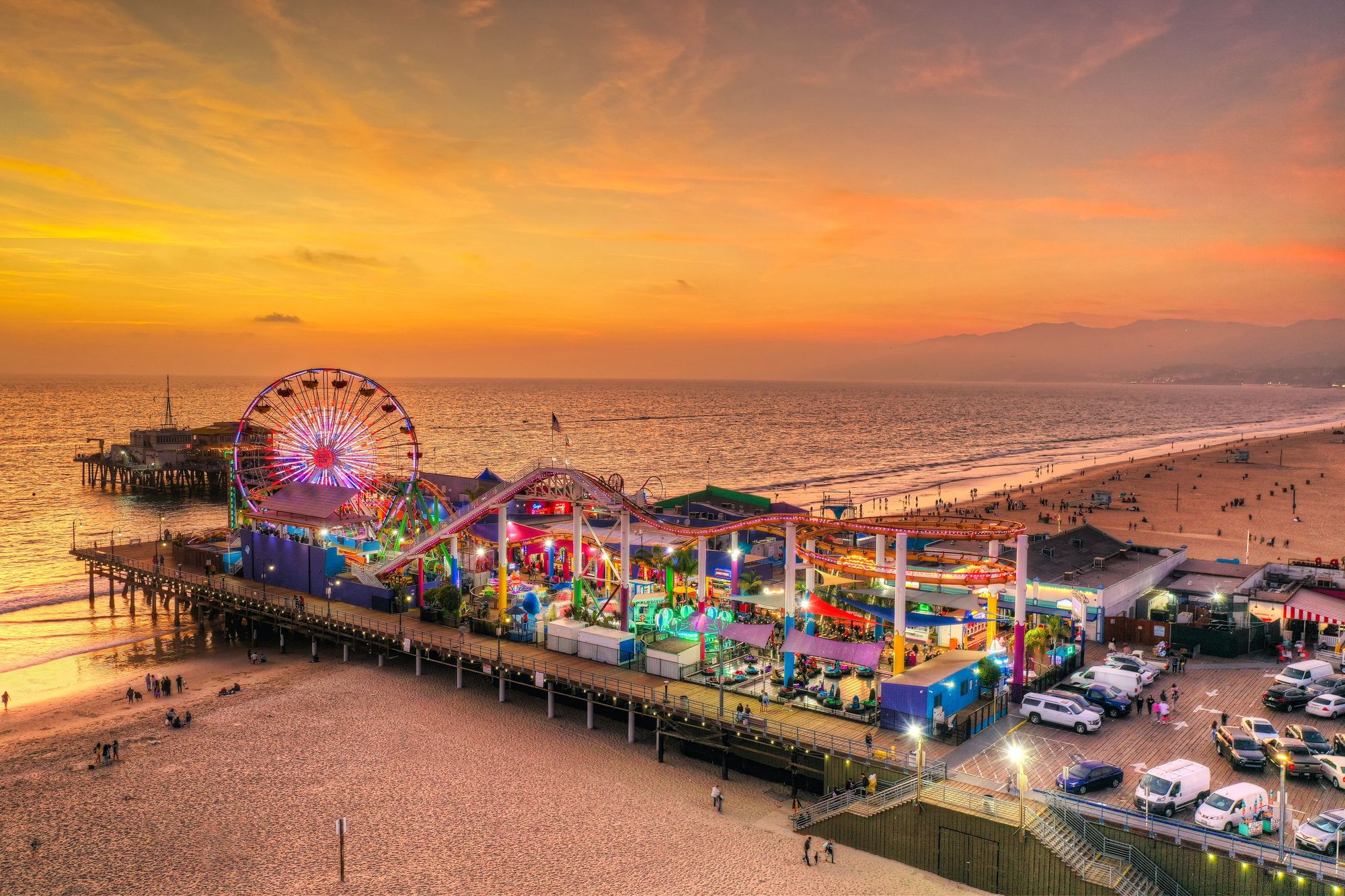 Great Sunset View Of The Santa Monica Pier