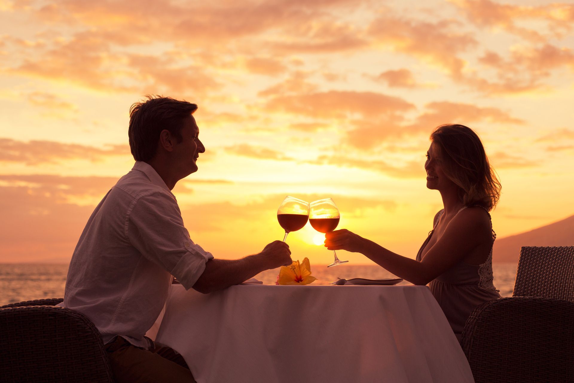 Dinner Cruises In Hawaii - Book Dinner Reservations For Valentine's Day