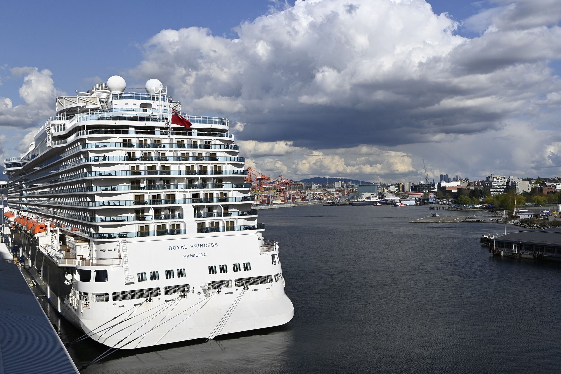 Cruise Ship - Royal Princess