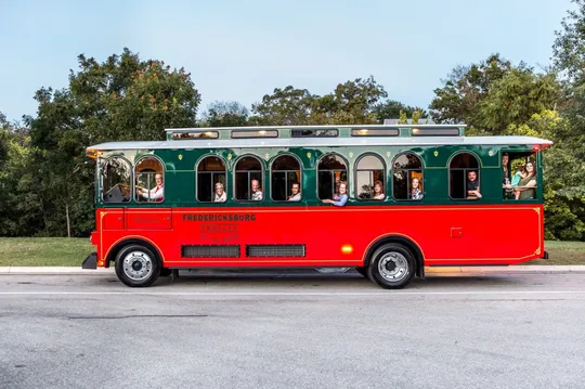 winery tour in fredericksburg tx