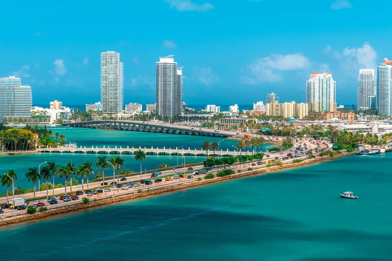 boat tour miami beach