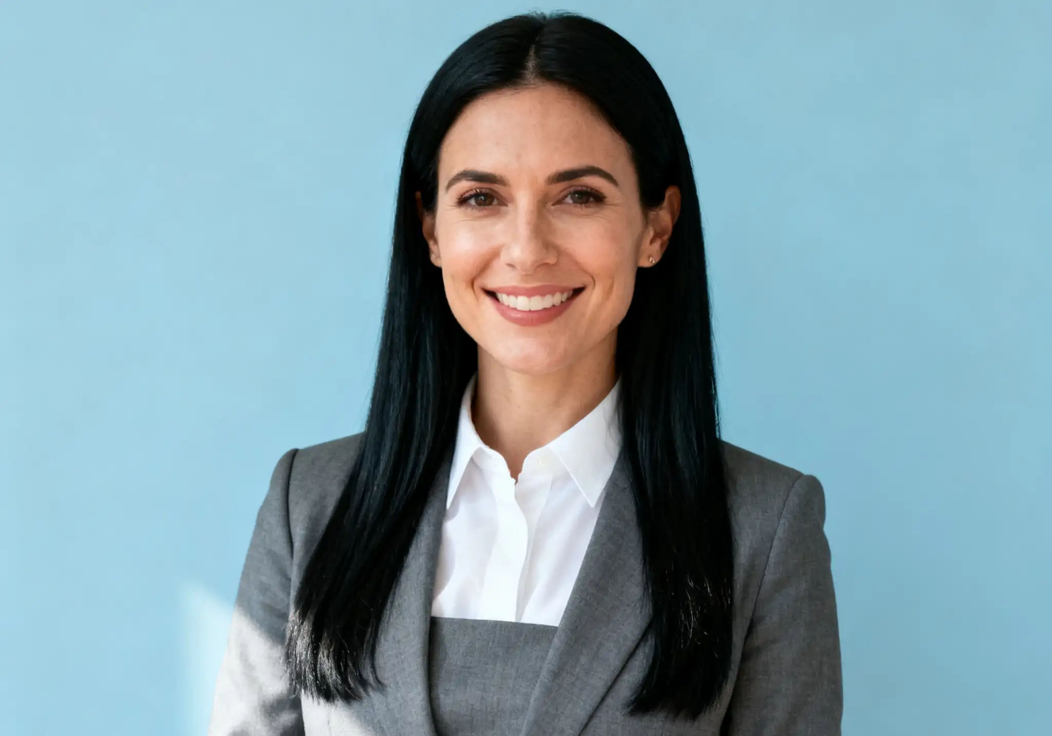 Woman With Straight Hair Realtor Headshot