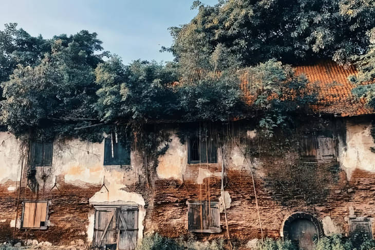 Cerita Gudang VOC Berumur Ratusan Tahun yang Kini Terbengkalai