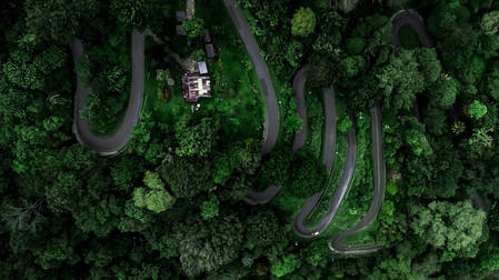 Menyusuri Kelok 44, Jalan Ekstrem dan Terjal di Kabupaten Agam