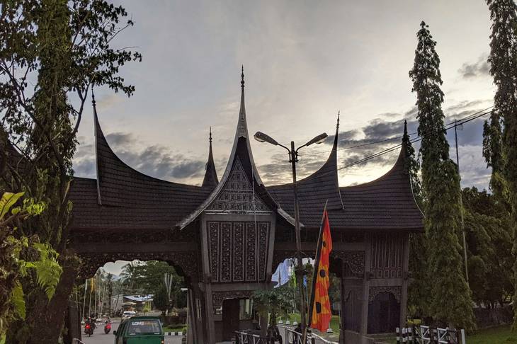 Cerita Rakyat dari Sumatera Barat, Kisah Nagari Minangkabau