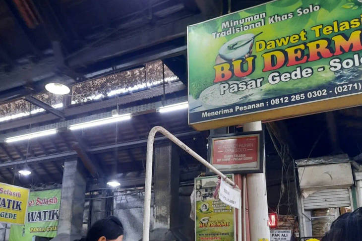 Di Tengah Panasnya Solo, Lima Es Ini Hadir Sebagai Pelepas Dahaga