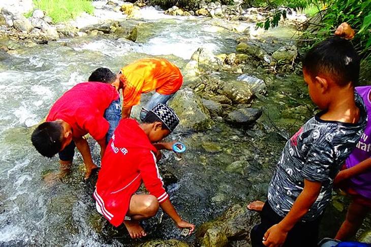 Hanya dari Langkah Kecil, Gerakan Surya Fish Farm Education Lestarikan Ribuan Ikan Lokal sampai Ubah Kebijakan Pemerintah