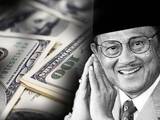 Gambar Sampul Habibie, Sang Penakluk Dollar yang Tak Pernah Mau Jadi Presiden