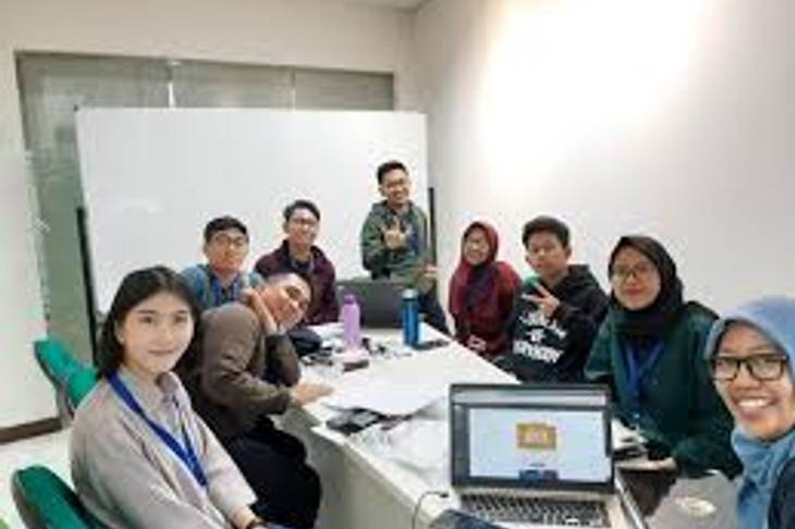 Ketika Bahasa Tak Lagi Membatasi : Ahmad Yusuf dan Misi SIlang, id mewujudkan Kesetaraan