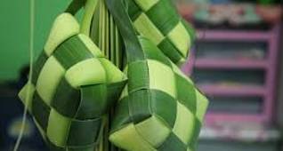 Gambar Sampul Ketupat: Bukan Hanya Makanan Lebaran, tapi Penuh Makna