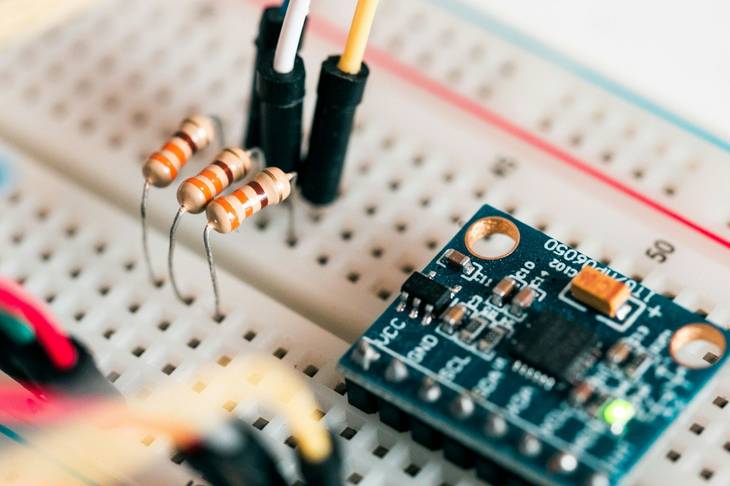 Mengenal Berbagai Komponen Elektronik dan Fungsinya dalam Rangkaian