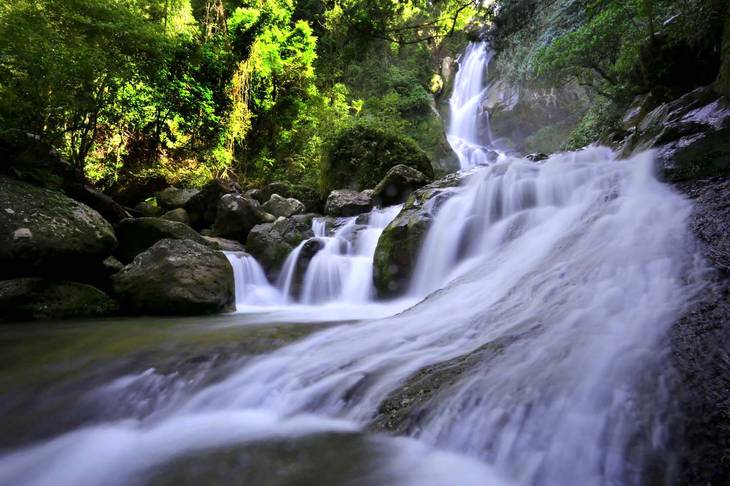 Menikmati Keindahan Alam Air Terjun Lubuk Hitam