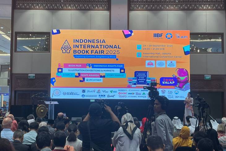 Panggung Diplomasi Budaya: IIBF 2025 Buktikan Buku Tak Hanya Jual Beli, Tapi Membangun Jembatan Bangsa