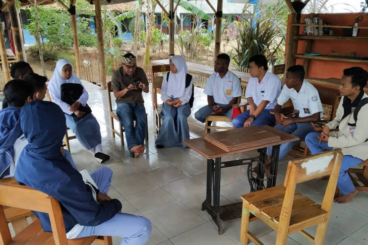 Ai Nurhidayat: Menjaga Toleransi Antar Sesama Lewat Kelas Multikultural