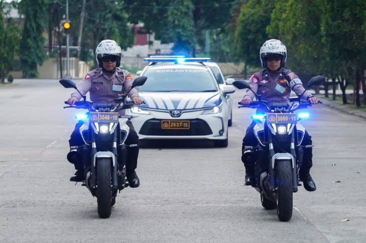 Siapa Saja yang Bisa dan Berhak Mendapatkan Pengawalan Polisi di Jalan Raya?