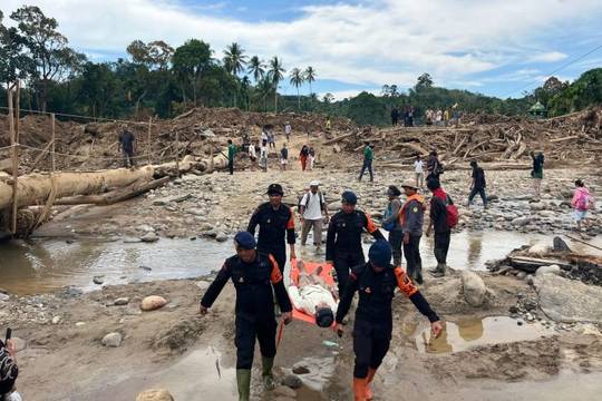 Gambar sampul Sumatra, You Are Not Alone