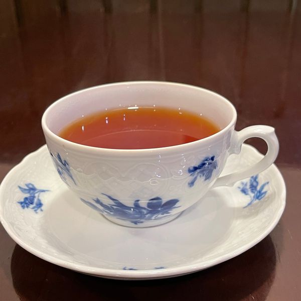 ティー ( ホット or アイス )