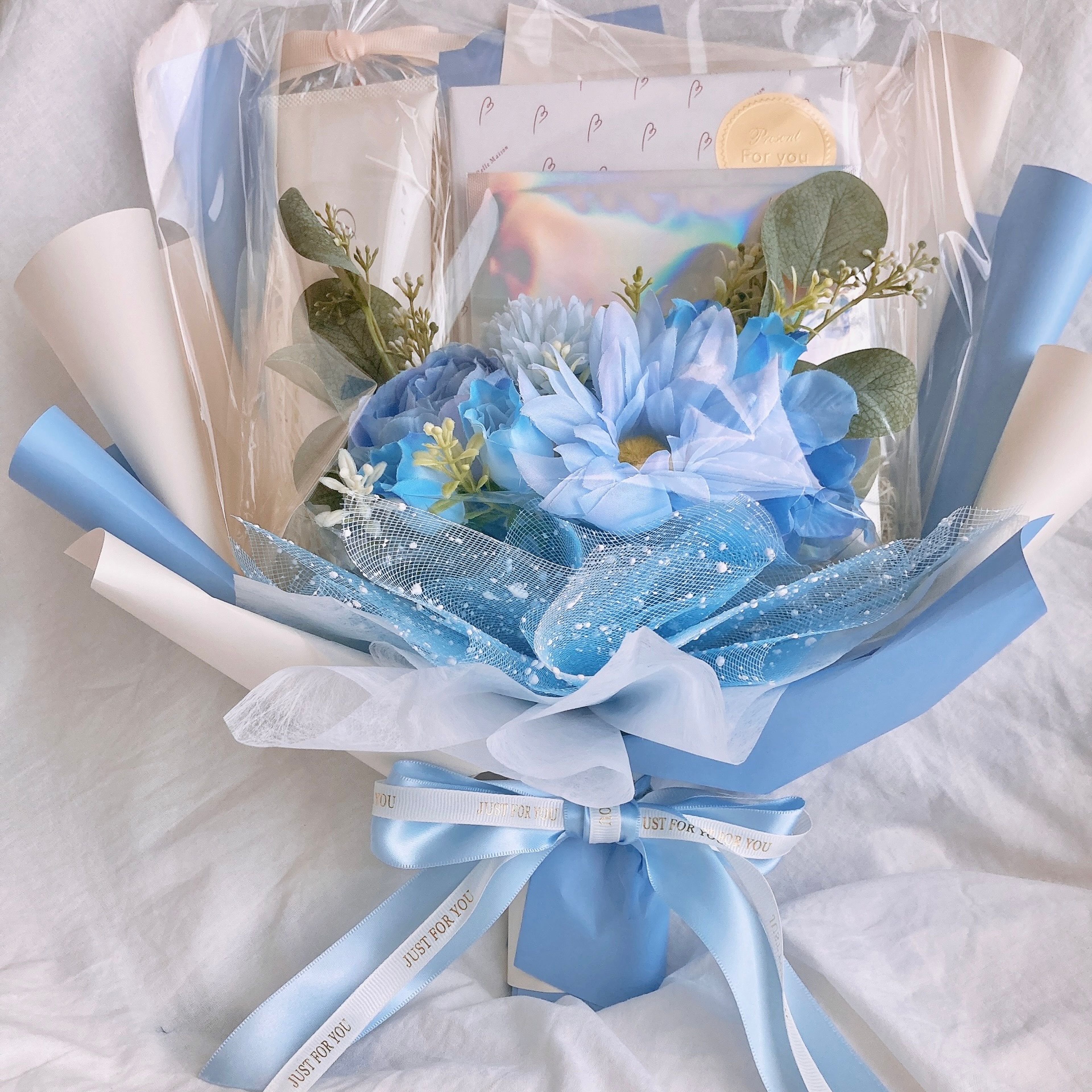 オーダーブーケ 過去作一例・サイズ感・ラッピングイメージ ※基本ラッピングはお任せと...