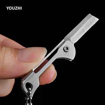 Mini Folding Knife Mini Stainless Steel Square Head Sharp Easy To Carry Express Unpacking Key Chain Practical Razor Cutting