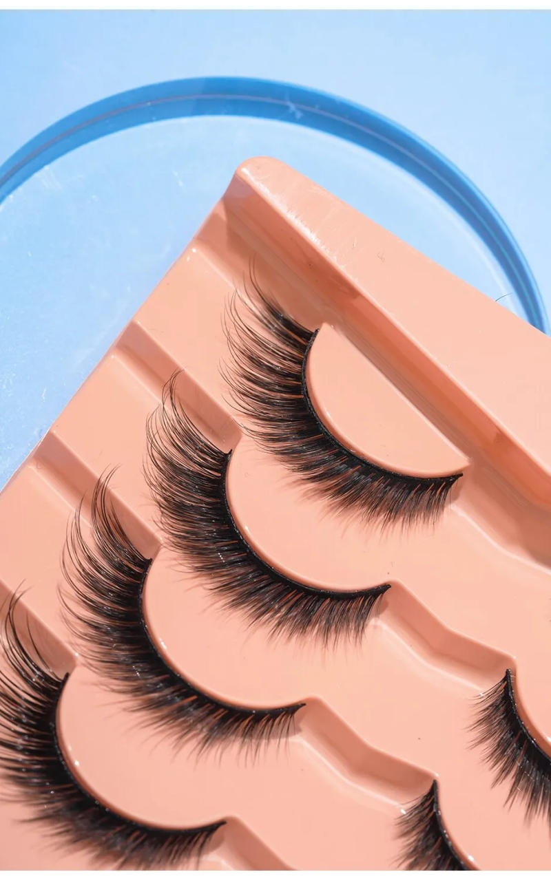 Description Picture 3 of itemFox Eyelashes Individual Lash Clusters, 3D Angel Wing Lashes, Eye Lift Effect False Eyelashes, Spikes Wispy Eyelashes Reusable