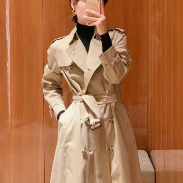 Autumn and winter New women's luxury long  trench coat British style trench coat windproof waterproof  windbreaker raincoat